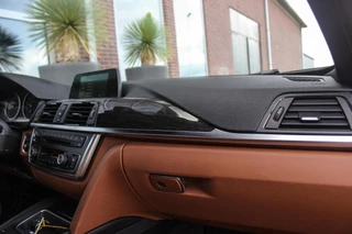 BMW 3-serie 316i Executive | Luxury Line | Sportstuur | Cruise control | Sportstoelen | Stoelverwarming | Climate control | Navigatie | Bluetooth | Regensensor | Lichtpakket | 18 inch | PDC / 35
