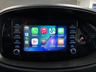 Toyota Aygo X 1.0 VVT-i MT Play/ NL auto/ Eerste eigenaar/ BTW auto/ Achteruitrijcamera / 24