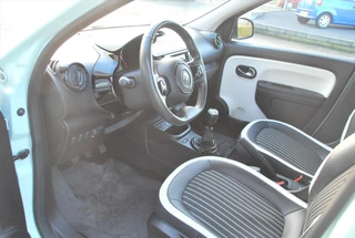 Renault Twingo 1.0 SCe 75pk Intens / 16