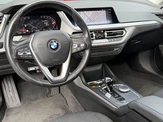 BMW 2 Serie Gran Coupé BWJ 2021 218i 136 PK Business Edition AUTOMAAT | PANODAK | CARPLAY+ANDROID  | NAVI | CLIMA | CRUISE | FULL LED | M-VELGEN | PDC | GETINT GLAS | / 4