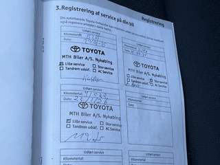Toyota Prius 2.0 Plug-in Executive Carplay Pano.dak Stoel/Stuurverw. PHEV / 13