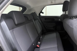 Citroen C4 Cactus PureTech 82pk Shine | Navigatie | Trekhaak | Achteruitrijcamera | Climate control | Cruise control | Dakrails | Lichtmetalen velgen | Parkeersensoren | Dealeronderhouden / 18