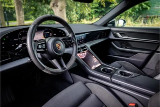 Porsche Taycan 4S Performance 93 kWh Vierwielbesturing Innodrive Matrix Bose / 6
