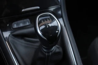 Opel Grandland X 1.2 Turbo Ultimate | Cruise | Airco | Trekhaak | Sensoren | LM Velgen / 25
