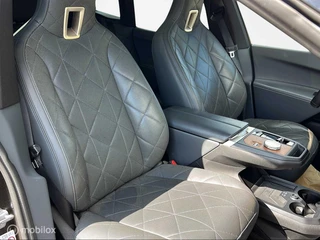 BMW iX xDrive40 High Executive Pano Harman/Kardon Trekhaak / 9