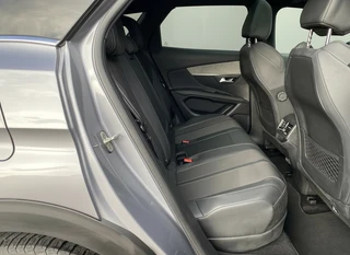 Peugeot 3008 1.6 Plug-in Hybrid 4WD 300 pk GT AUT  | 1e eigenaar | carplay | panoramadak | navigatie | 3D cockpit | 2 laadkabels | BTW / 21