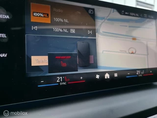 BMW 1 Series 123 xDrive Pano / 360' camera / Navi / 29