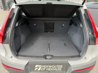Volvo XC40 Extended Range Plus 82 kWh Camera | ACC | Keyless / 23