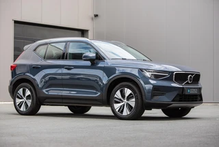 Volvo XC40 2.0 B3 Core MY2026|Leder|Keyless|PDC|Camera|Carplay / 2