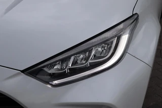 Toyota Yaris HYBRID 115 DYNAMIC COMFORT-PACK LED 16"LMV PRIVACY-GLASS ALL-SEASON BLISS PARK-SENSOREN STUUR/STOELVERW. / 13