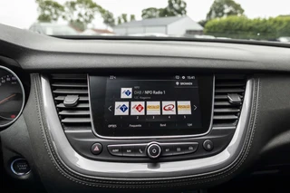 Opel Grandland X 1.2 Turbo Business Executive  | Trekhaak | Carplay | LED / 27