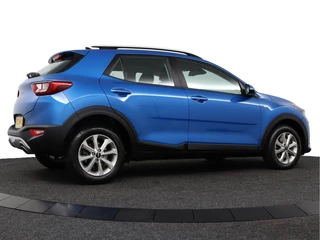 Kia Stonic 1.0 T-GDi MHEV DynamicLine  Navigatie - Achteruitrijcamera - Cruise Control - Apple & Android Carplay - Fabrieksgarantie t/m 14-04-2032 / 9