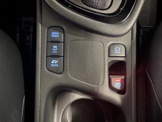 Toyota Yaris 1.5 Hybrid Executive/ NL auto/ Eerste eigenaar/ Automaat/ Stoelverwarming/ Navi/ Apple carplay/ Pano / 28