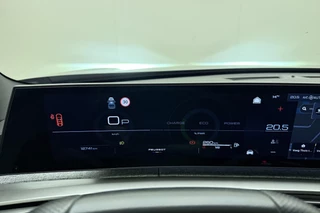Peugeot 5008 1.2 Hybrid 145 GT 7p | Automaat | Elektr. achterklep | Stoel- & stuurverwarming | 7 Persoons | Adaptieve Cruise Control | Navigatie | Achteruitrijcamera / 23