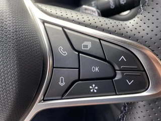 RENAULT Captur TCe 1.3 Mild Hybrid 140pk Techno / 20