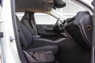 Volvo XC40 1.5 T2 Momentum Core | 1e eigenaar | NL auto | Navigatie | Cruise control | Bluetooth | LED | Parkeersensoren | Bluetooth | Botsherkenning | Rijstrooksensor / 15