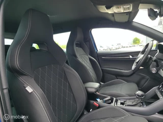 Skoda Karoq 1.5 TSI ACT Sportline / Trekh. / Carplay / Luxe / 9