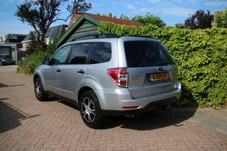 Subaru Forester 2.0 X Comfort / 29