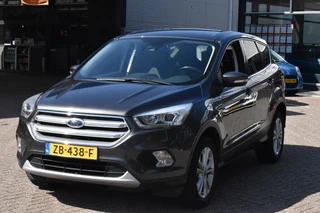 Ford Kuga 1.5 EcoBoost Titanium 2e Eigenaar | BSM | Navigatie  | 100% Onderhouden | 12 mnd BOVAG Garantie | Whatsapp 06-53188999 / 10