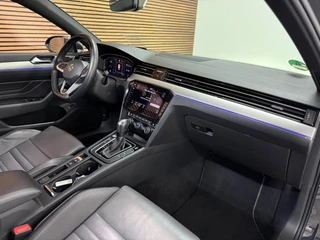 Volkswagen Passat Variant 2.0 TSI R-line Executive Business | VOL! | PANO | IQ.LIGHT | Dynaudio| Virtual | Leder | HuD | Trekhaak / 6