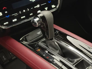 Honda HR-V 1.5 i-VTEC Turbo Sport Automaat | Cruise control | Navi | Camera | Parkeersensoren | Trekhaak / 19