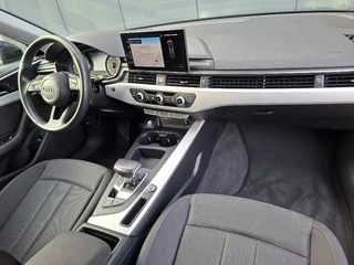 Audi A4 Avant 35 TFSI * AUTOMAAT * Black Pakket * Navigatiesysteem * Stoelverwarming * 56.000KM! * ZEER Netjes! * / 17