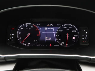 SEAT Tarraco 1.5 TSi 150 Pk Automaat FR Business Intense 7-Pers | 360 Camera | Panorama Dak | Full LED | Trekhaak | Carplay | navigatiesysteem | Climate Control | 20 Inch | 70.775 Km!! / 26