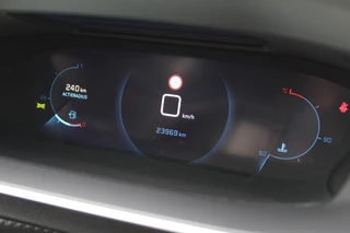 Peugeot 2008 1.2 PureTech 100PK Allure Pack  | Adaptieve Cruise | Origin NL | Dealer Onderhouden | Camera / 10