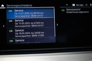 BMW 5-serie Touring 530e xDrive M-Sport | LEDER | STOELVERWARMING | TREKHAAK | 19" / 57
