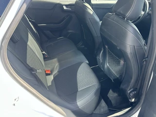 Ford Puma 1.0 EcoBoost Hybrid / 31