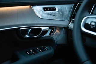 Volvo XC90 2.0 T8 Plug-in hybrid AWD Ultra Bright MY 2026 Facelift / 27