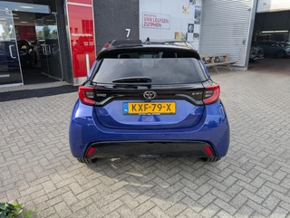 Toyota Yaris 1.5 Hybrid 130 Executive BI-TONE PDC BLIND SPOT CLIMATE STUUR- EN STOELVERWARMING / 8