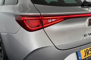 CUPRA Leon Sportstourer 1.4 e-Hybrid Achteruitrijcamera 18" Stoelverwarming Carplay / 20