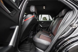 Audi Q2 35 TFSI S Edition  | 2x S-line | NL Auto | Virtual / 13