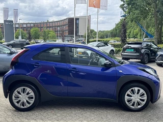 Toyota Aygo X PLAY 5-DEURS AIRCO CAMERA AD-CRUISE APPLE/ANDROID NL-AUTO / 7