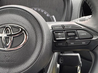 Toyota Aygo X PLAY / 16