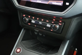 SEAT Arona 1.0 TSI 95pk Style Business Intense Camera Virtual Cockpit ACC Keyless Navigatie Carplay / 29