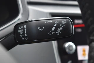 SEAT Ibiza 1.0 TSI STYLE PDC / CLIMA / APPLE-CARPLAY ANDROID AUTO / NL-AUTO / 23