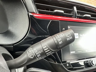 Opel Corsa 1.2 Level 4 Ultimate | 360* Camera | Cruise Control | Climate Control | Sportstoelen | Navigatie | Carplay/Android Auto / 17