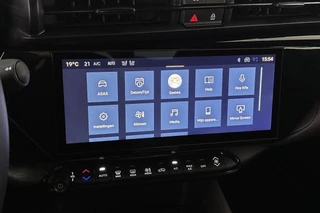 Alfa Romeo Junior 1.2 Turbo Hybrid Ibrida Speciale Pack Techno Stoelverwarming Camera / 13