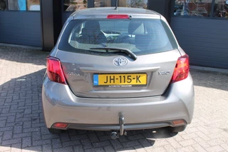 Toyota Yaris 1.3 VVT-I ASPIRATION Navigatie / Trekhaak / Cruise control / 13