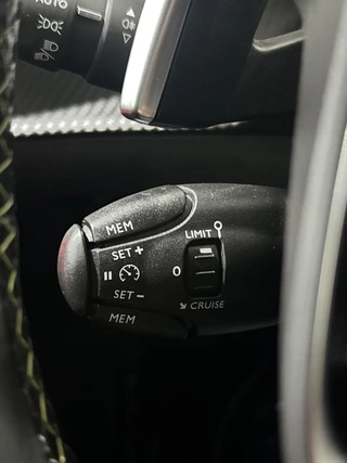 Peugeot 208 1.2 Pure Tech GT Line|CARPLAY|360 CAMERA|CRUISE / 33