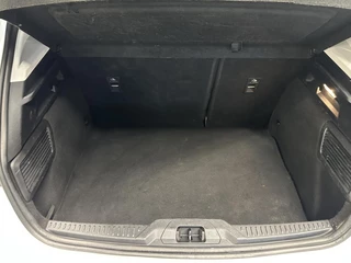 Ford Focus 1.0 EcoBoost Hybrid Connected CRUISE PDC / 38