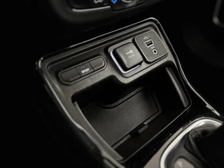 Jeep Compass 1.3T Night Eagle Liberty Edition | Apple/Android | Dealer-Onderhouden | Trekhaak / 27