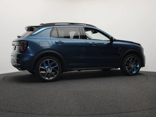 Lynk & Co 01 1.5 261PK Plug-in Hybrid Pano/dak Apple/Carplay Adaptive/Cruise / 21