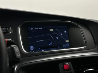 Volvo V40 1.6 T3 Summum  PANO LEER CAMERA NAVIGATIE ECC CRUISE LM. / 42