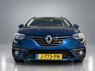 Renault Mégane Estate 1 .3 TCe Bose 160 pk AUT. | navigatie | cruise control | trekhaak | bose audio | keyless | privacy glas / 2