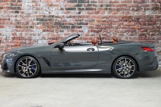 BMW 8 Serie M850i xDrive High Executive M Sport Pakket Automaat  / Live Cockpit Professional / Individual Leder Merino / Driving Assistant / Carbon Exterieur / Active Steering / Laserlight / M Sportremsysteem / Active Cruise Control met Stop en Go-functie / M Sportdifferentieel / Shadow Line / Achteruitrijcamera / Harman Kardon / 4