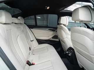 BMW 5-serie 530e iPerformance High Executive / 25