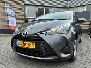 Toyota Yaris 5-DEURS NL-AUTO 1E-EIG DEALER-OND 5-DEURS AIRCO RADIO/CD  TREKHAAK ALL-SEASONS / 8